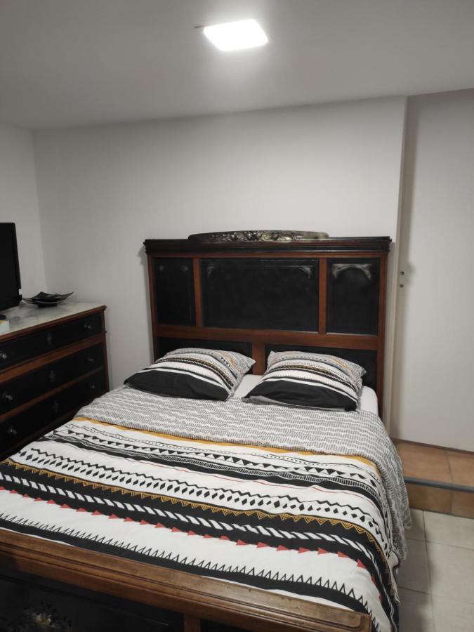 Chambre Entree Independante Lodève Екстериор снимка